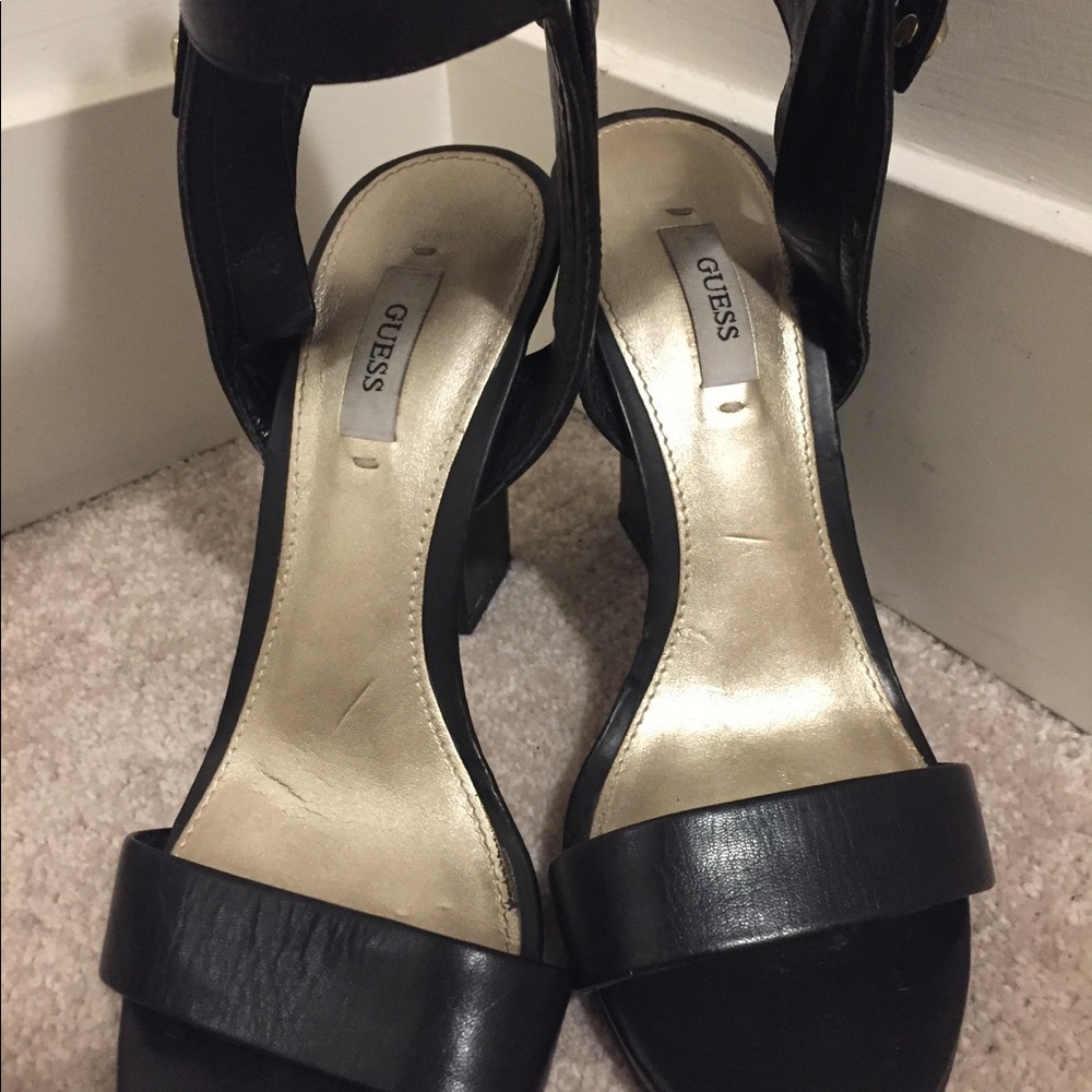 Guess shoes - Picture 4 of 8
